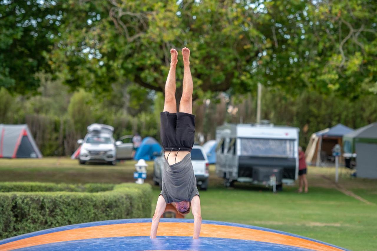 Cambridge Top 10 Holiday Park Esterno foto