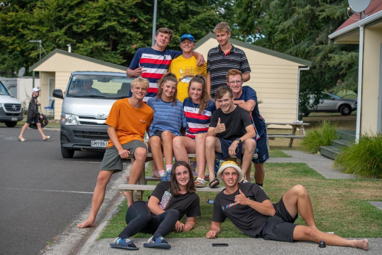 Cambridge Top 10 Holiday Park Esterno foto