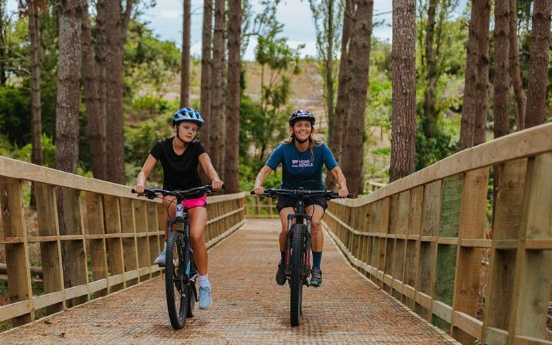 Cambridge Top 10 Holiday Park Esterno foto