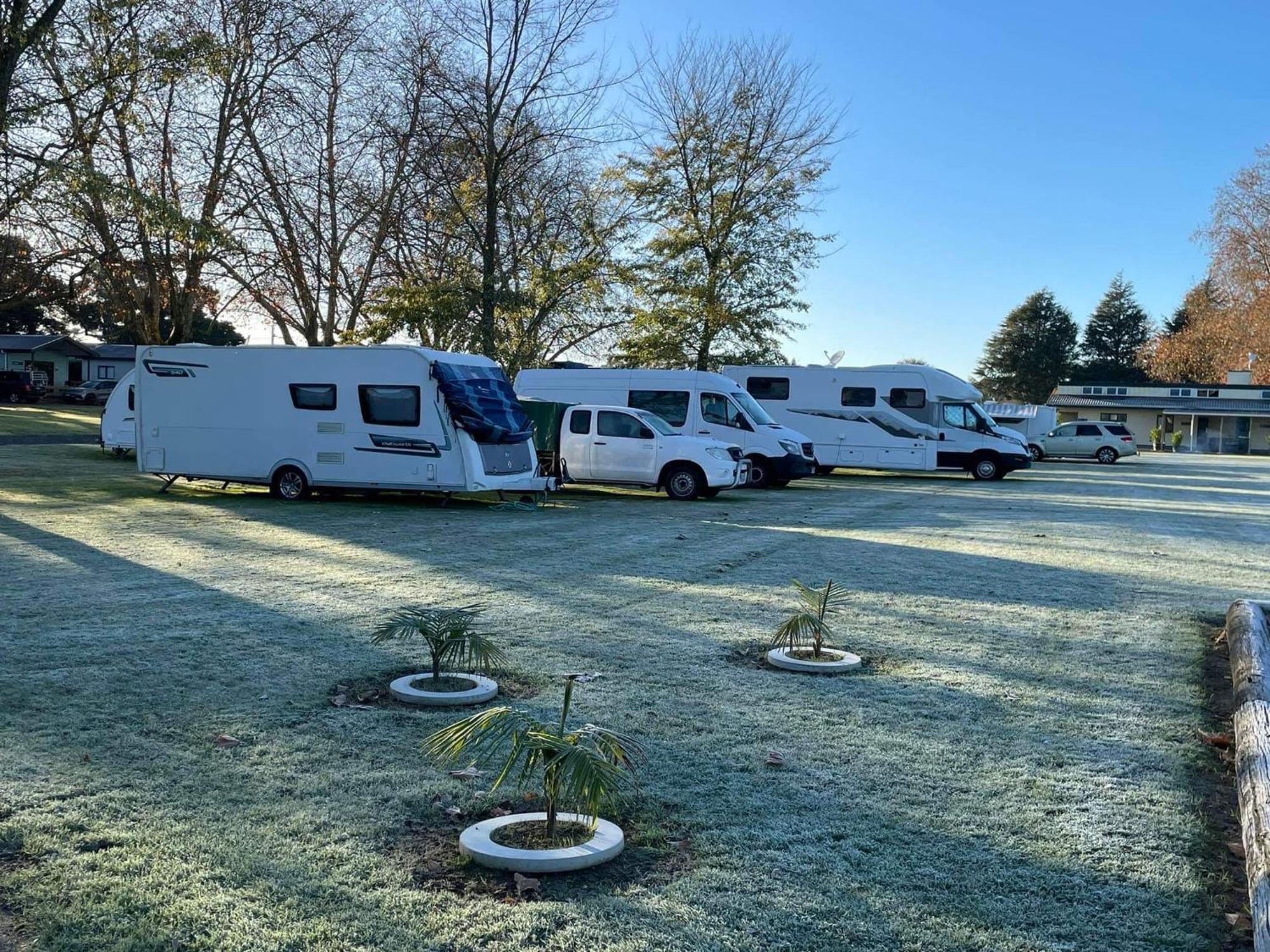 Cambridge Top 10 Holiday Park Esterno foto